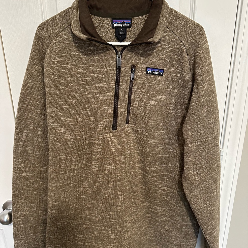 Patagonia Tan Fleece Jacket - Picture 2 of 4